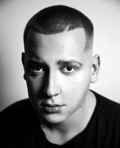  ,   Alex, 32 ,   ,   