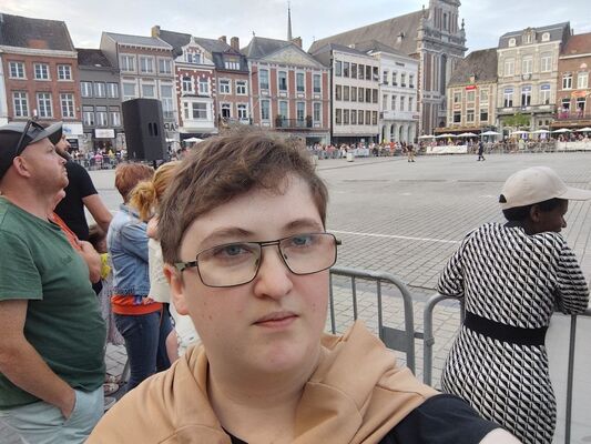  Sint-Truiden,   , 27 ,   c , 