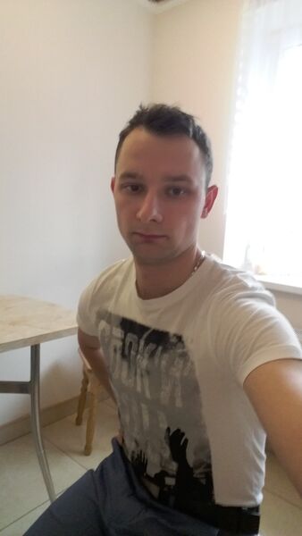  ,   Damian, 35 ,   