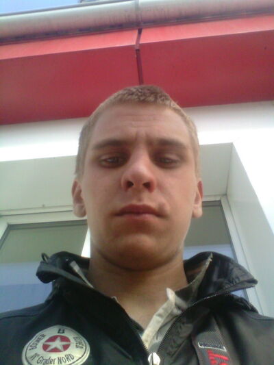  ,   Vova, 27 ,   