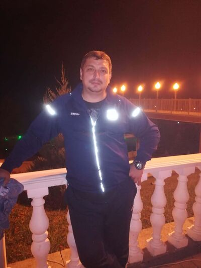  ,   Mr Gray, 43 ,   ,   