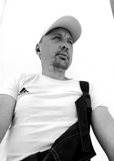  ,   Den, 40 ,   ,   