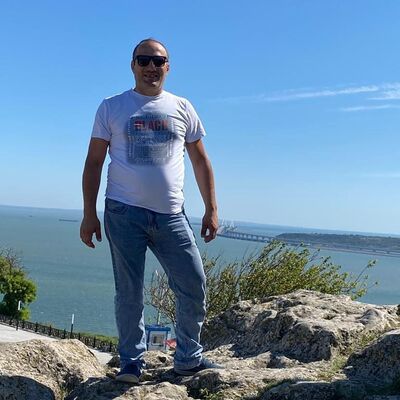  ,   Artyom, 41 ,   