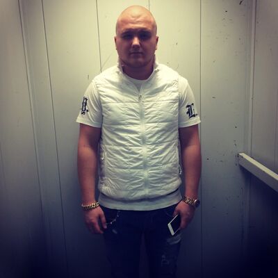  ,   Vitaly, 33 ,   ,   , c , 