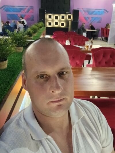  ,   Artem, 38 ,   ,   , c , 