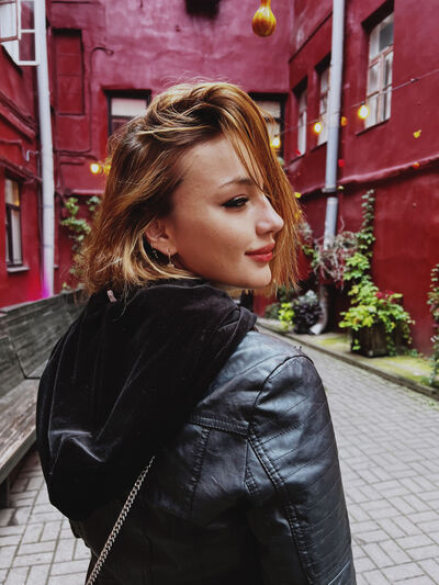  ,   Maggie, 28 ,   , c 