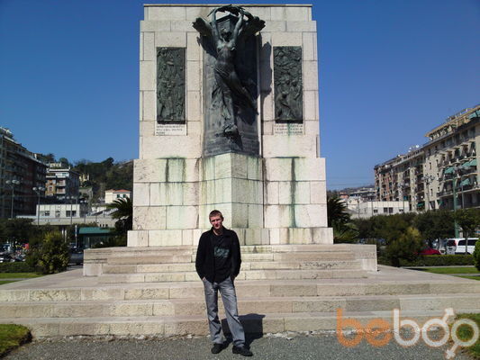  ,   Roman, 40 ,  