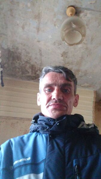  ,   Denis, 47 ,   ,   