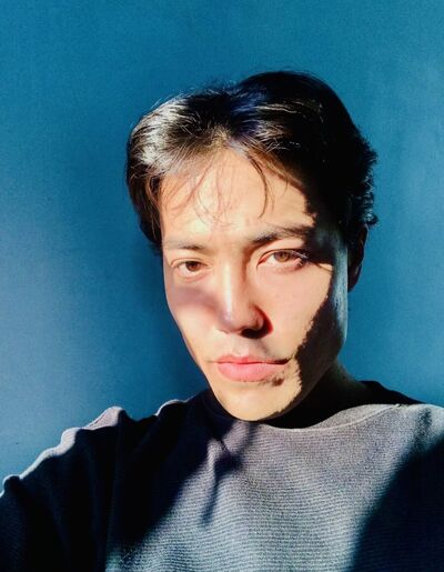  ,   Alex, 25 ,   ,   , c , 
