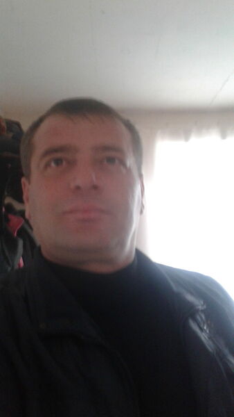  ,   Ruslan, 43 ,   ,   , c 