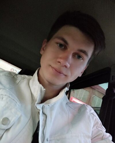  ,   Anton, 32 ,   ,   , c 