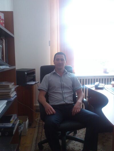  ,   Men, 47 ,   