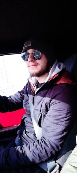  ,   Dorin, 32 ,   ,   