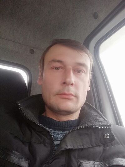  ,   Maik, 48 ,   ,   