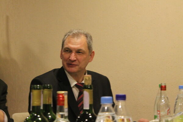  ,   SerGo, 60 ,   ,   , c 