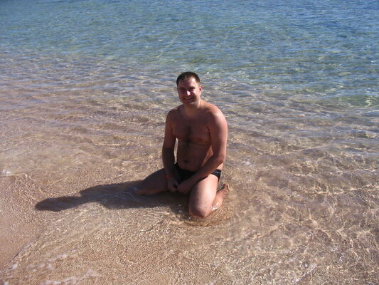  ,   Oleg, 45 ,  
