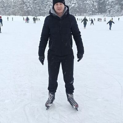  ,   Alex, 32 ,   ,   