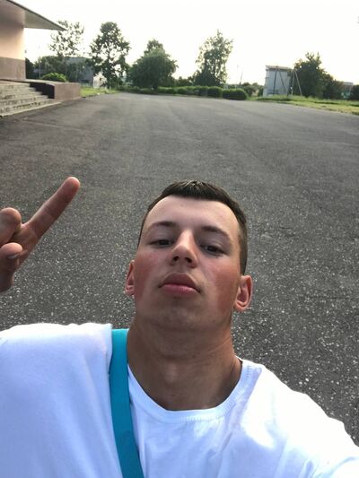  ,   Vladislav, 21 ,   ,   