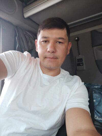  ,   Anvar, 35 ,   ,   