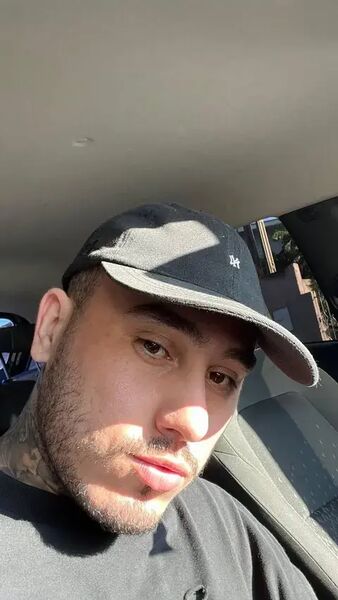  --,   Hudson Biond, 29 ,   ,   , c 