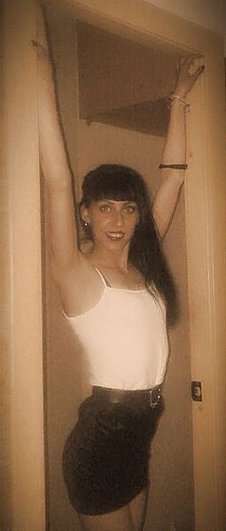  ,   Elena, 33 ,     , c 
