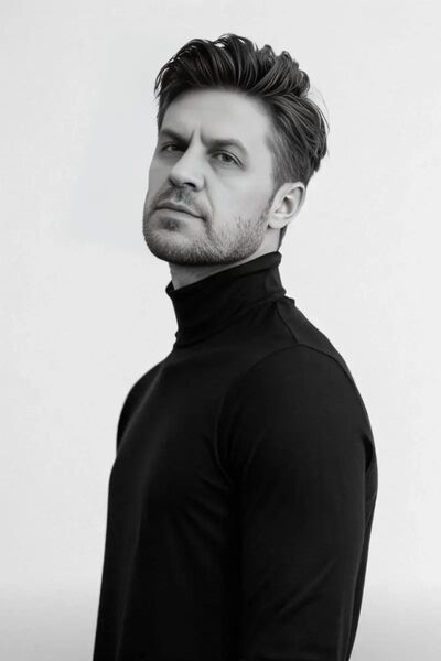  ,   Alex, 40 ,   ,   