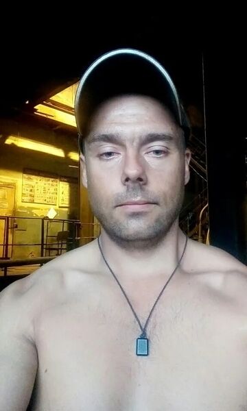  --,    , 34 ,     