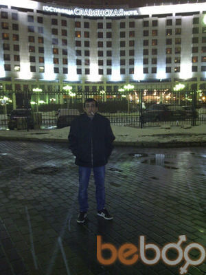  ,   Emil, 40 ,   