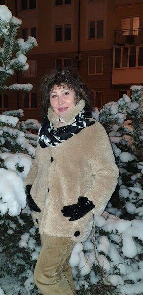  ,   Adora, 59 ,     , c 