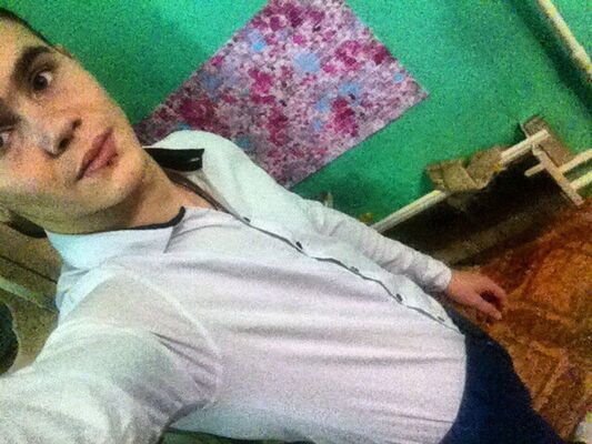 ,   Alex, 29 ,   