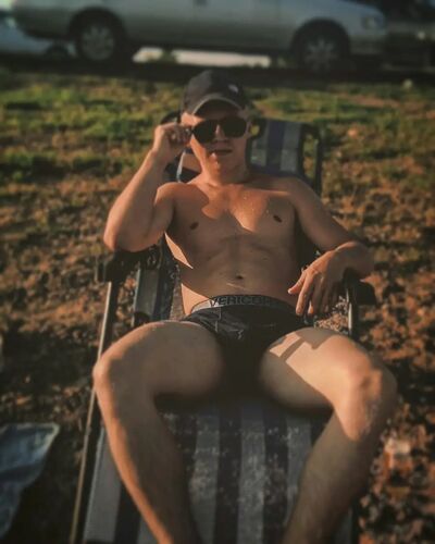  ,   Artem, 24 ,   ,   