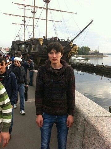  -,   Zaeniddin, 32 ,   ,   , c 