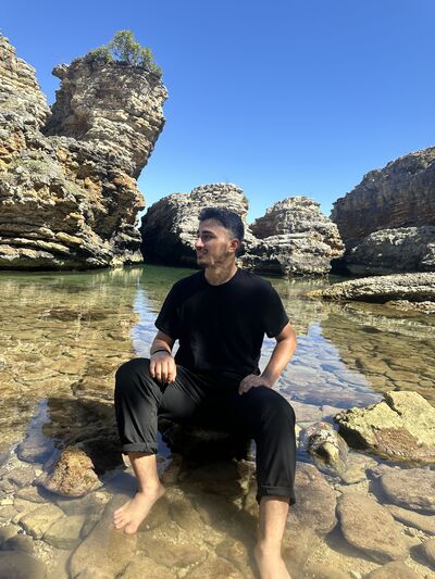  Esenyurt,   Yasin, 20 ,   ,   