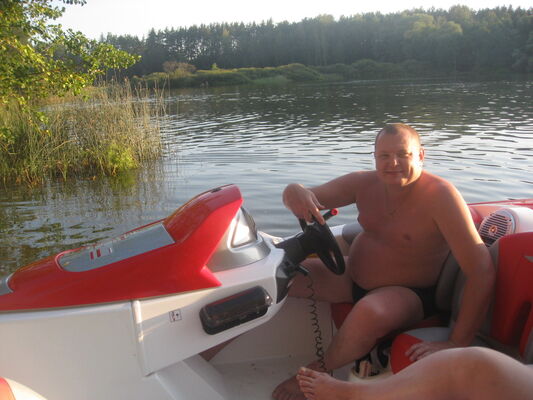  ,   Serj, 52 ,   ,   , c 