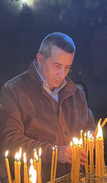  ,   Armen, 48 ,     , c , 