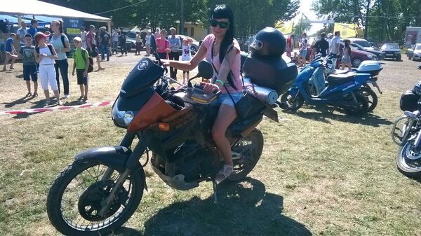  -,   Bruynetochka, 36 ,  