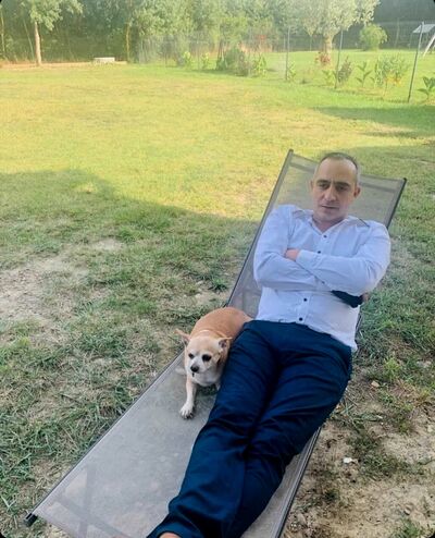  ,   Arman, 37 ,   ,   