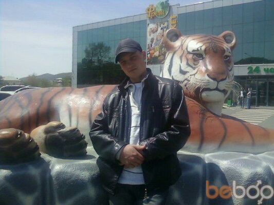  ,   Lovelas, 37 ,  