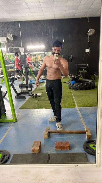  ,   Amar, 28 ,   ,   