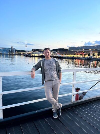  Bielefeld,   Andrii, 29 ,   ,   , c 