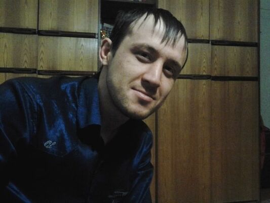 ,   Artur, 35 ,   ,   , c 