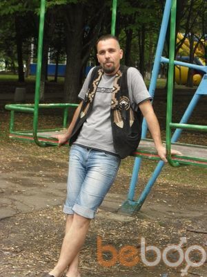  3175418  Aleksander, 49 ,    