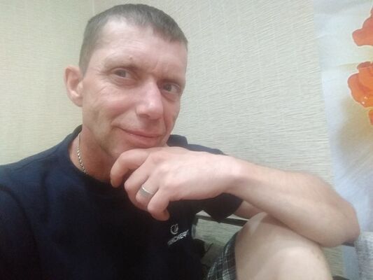  ,   Michael, 47 ,   ,   , c 