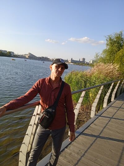  ,   Ruslan, 48 ,   ,   