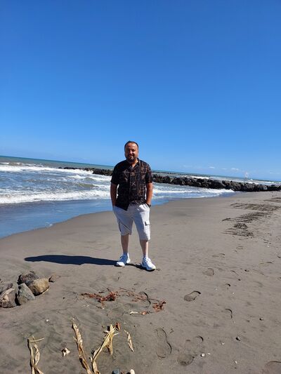  ,   Mehmet, 40 ,   ,   