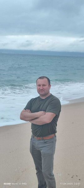  ,   Valeriu, 41 ,   ,   , c 