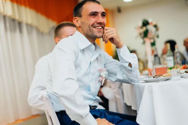  ,   Denis, 32 ,   ,   