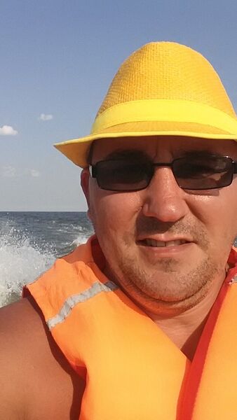  ,   Alex, 44 ,   ,   , c , 