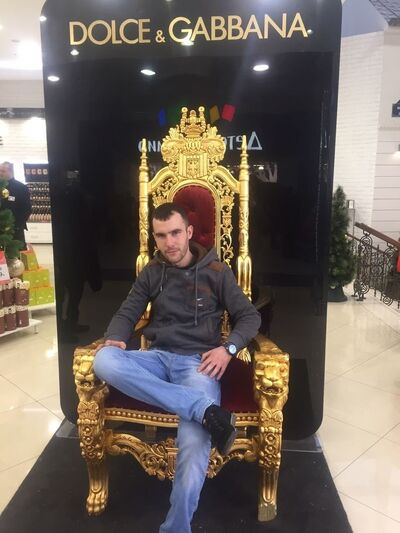  ,   Artur, 31 ,   ,   , c 