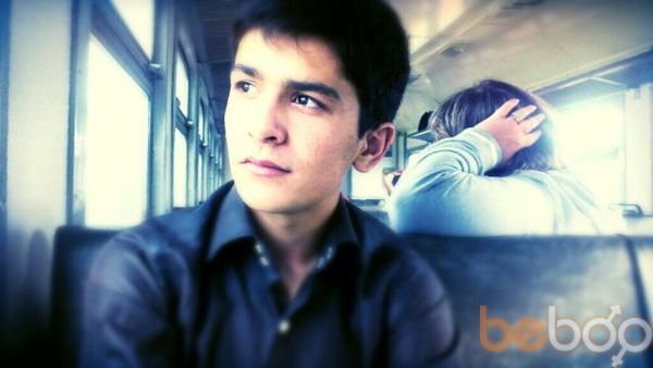  3932548  Alex, 32 ,    